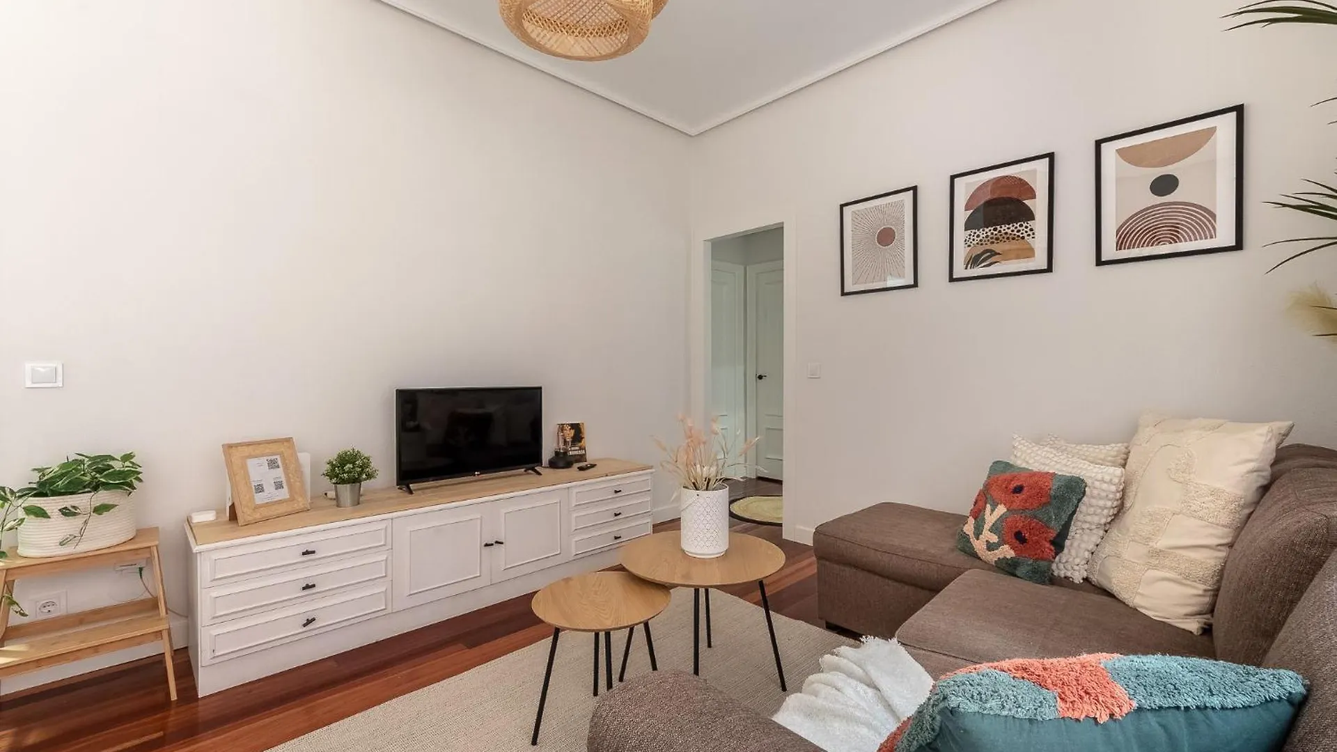 Lovely And Calm - Good Location In The Center Of Bilbao Apartment