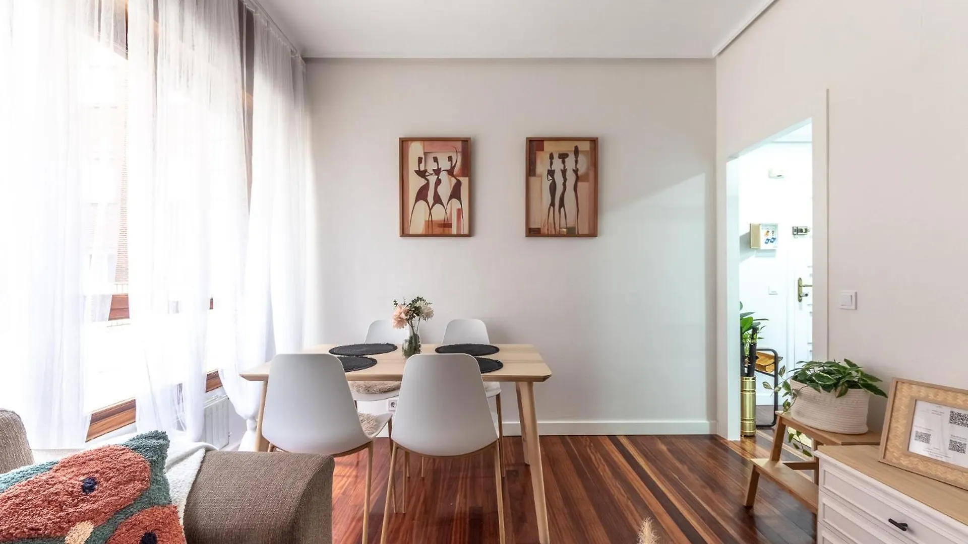 Apartment Lovely And Calm - Good Location In The Center Of Bilbao